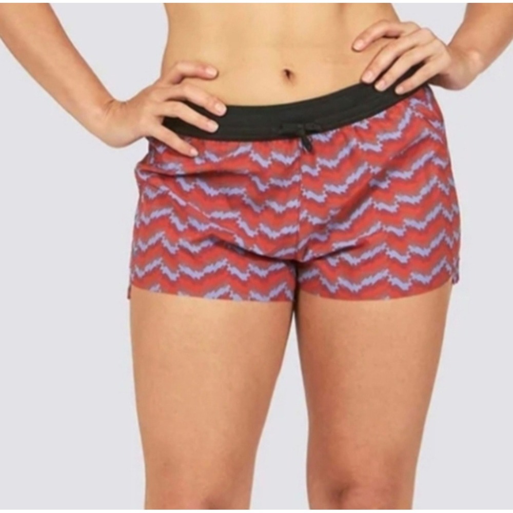 Janji AFO 3" Middle Running Shorts Summit Womens Red Blue Chevron athletic gym
